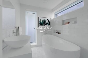 Moderná novostavba s bazénom a terasou na predaj – Nitra, Če - 14