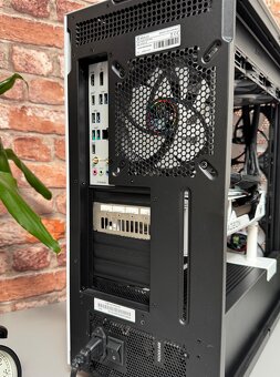 i9 13900KF\32GB\RX 7800XT\SSD\1000W Zdroj - 14