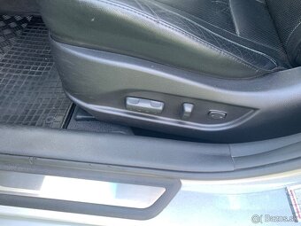 Predám Hyundai i40 combi 1.7 TDi 100kw Rok 2012 - 14