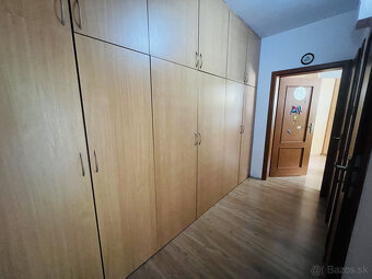 Na predaj 5-izbový byt po kompletnej rekonštrukcii v centre  - 14