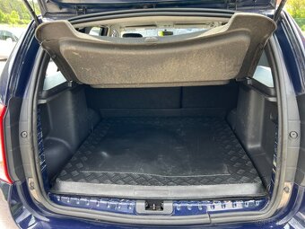 Dacia Duster 1.5 dCi FAP 4x4 Arctica - 14
