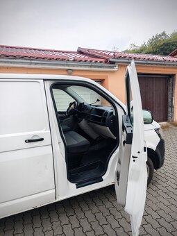 VW Transporter 2.0TDi 110 KW M6 10/2018 Ťažné
 - 14