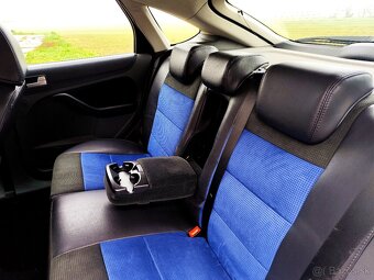 Predám Ford Focus 2 Ghia - 1.8TDCi 85kW - PO SERVISOCH - 14
