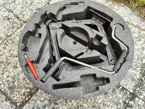 Dojazdové koleso R15 (4.00B x15H ET35, PIRELLI 125/80) + zdv - 14