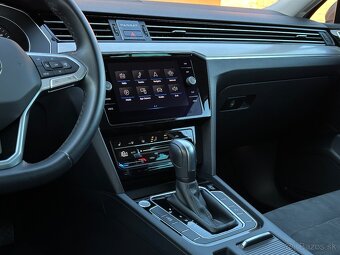 VW PASSAT VARIANT ELEGANCE 2.0 TSI 140KW 1/2022 ODPOČET DPH - 14