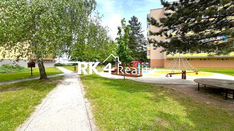 RK4 - NA PREDAJ - 2 izbový byt - skvelá lokalita Rajec - 14