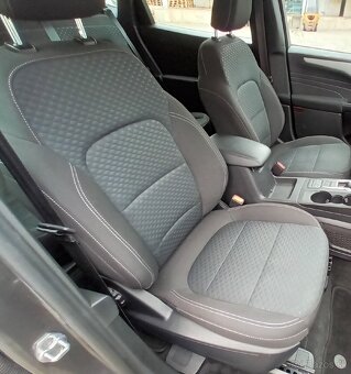 FORD KUGA 1,5TDCI/88KW AT8 138 XXXKM MODEL 2022 - 14