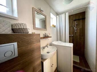 REZERVOVANÉ: Rodinný dom na rekreačné využitie v turisticky  - 14