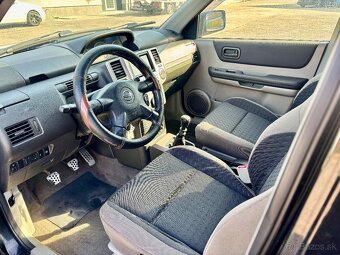 Nissan Xtrail 2.2 DCi 4x4 Nové vstrekovače  - 14