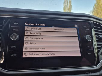Predám  Volkswagen T-Roc 1.5 TSI BMT Style - 14