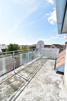 Dubová: na predaj rodinný dom na pozemku 1.926m2 - 14