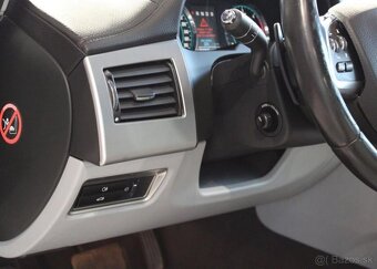 Jaguar XF V6 DIESEL Sport Auto nafta automat - 14