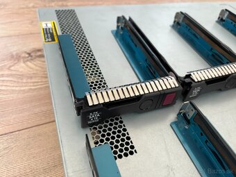 Server HP DL80 Gen9 - 14