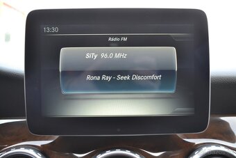 Mercedes-Benz GLA 180d A/T AMG Line - 14