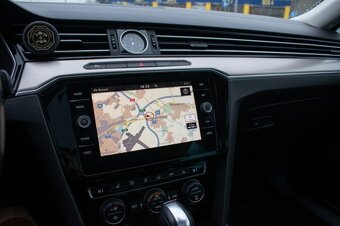 Volkswagen Passat Variant 2.0 BiTDI 240k Highline 4MOTION - 14