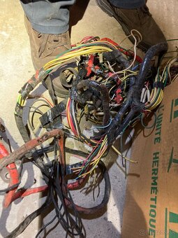 Škoda 110R rôzne diely drobnosti v nálezovom stave - 14