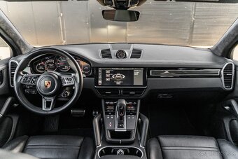 Predám Porsche Cayenne Turbo - 14