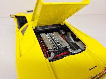 1:18 LAMBORGHINI DIABLO - 14