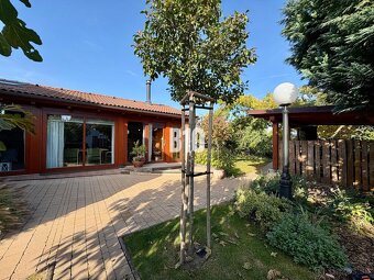 Tichá ulička - priestranný RD - krásny pozemok - 14