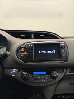 Toyota Yaris 1.5 HSD Hybrid Selection E-CVT - 14
