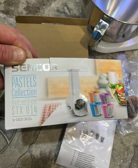 Sencor Kitchen champion STM 6350WH 1000w kuchynský robot - 14