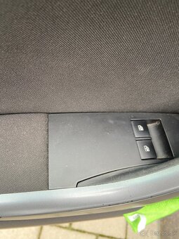 Opel astra J sports tourer - 14