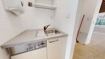 Luxusný OP 231,36m2, Hodžovo nám, GREEN CUBE, prízemie - 14