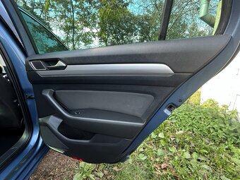 Volkswagen Passat Variant 2.0 TDI Business DSG 156tis.km - 14