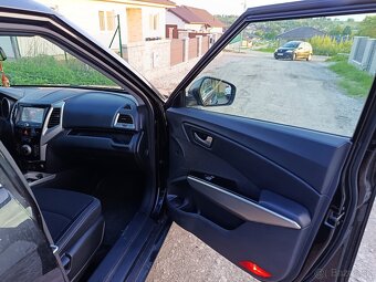 SsangYong Tivoli, 1.6 Diesel, 2017, 149.xxx km, Manuál, 85kW - 14