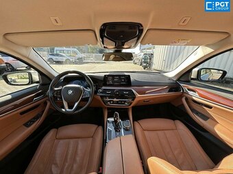 BMW 540i xDrive G30 - 14