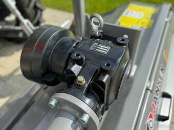 Mulčovač za traktor JANSEN EFGC-145 - 14