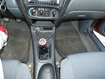 Nissan Almera - 14