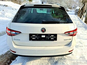 Škoda Superb Combi 2.0 TDI Style DSG 110kw,alcantara,kessy - 14