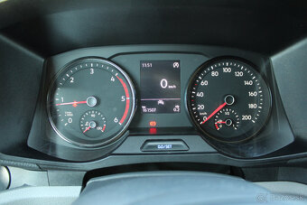 MAN TGE 2,0TDI L4H2, ODPRUŽENÉ SEDADLO ŘIDIČE - 14