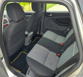 Ford Focus 1.6 16V 74KW/101 koní R.V.03/2011 - 14