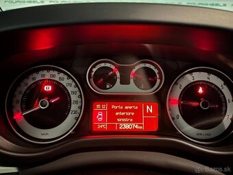 Fiat 500L 1.3 MultiJet Lounge - Nafta - Automatická - 95 hp - 14