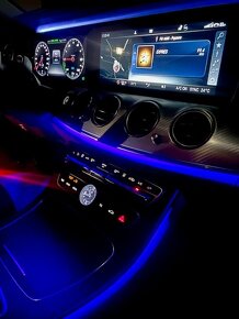 TOP CENA Mercedes-Benz E 300de Plug-in Hybrid 2019/12 - 14