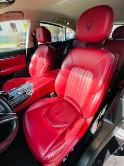 Maserati Levante SQ4 gransport 3.0 V6 316kw 430hp, rv2020 - 14