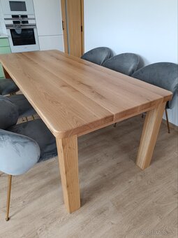 Jedálenský stôl - 14