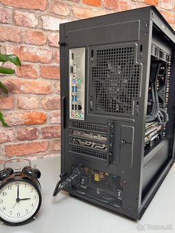 Ryzen 9 7900X\32GB\RTX 2080Ti\SSD\1000W Zdroj - 14