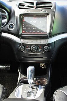 Fiat Freemont 2.0 16V 170k MultiJet Longue 4x4 A/T - 14