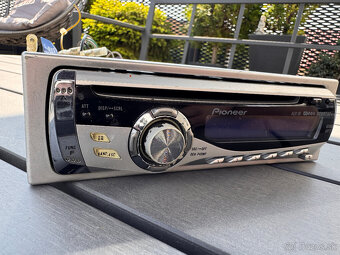Autorádia KENWOOD a PIONEER - 14