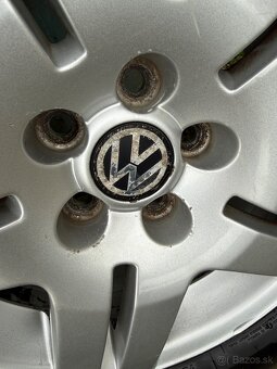 VW original elektrony + pneu R15 195/65 - 14