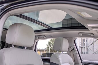 Volkswagen Touareg 3.0 V6 TDI SCR 210kW R-Line 4Motion - 14