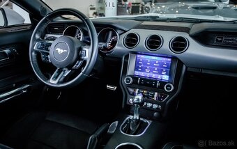 Ford Mustang 5.0 V8 GT - 14