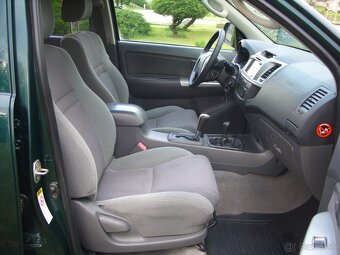 Toyota Hilux 3.0 D-4D 126Kw 4x4 A/T 5 - 14