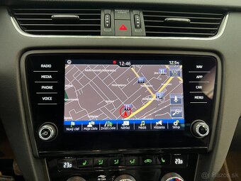 Škoda Octavia Combi 2.0 TDI Style DSG - 14