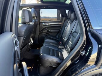 Luxusne Porsche Cayenne S GTS 4.2 V8 382PS - 14