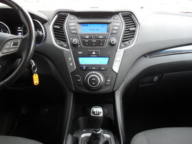 Hyundai Santa Fe 2,2 CRDi Premium 4WD Manuál 319.000Kč - 14