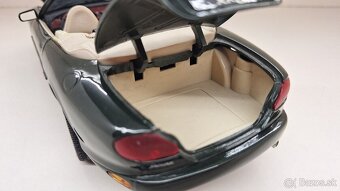 1:18 JAGUAR XK8 - 14